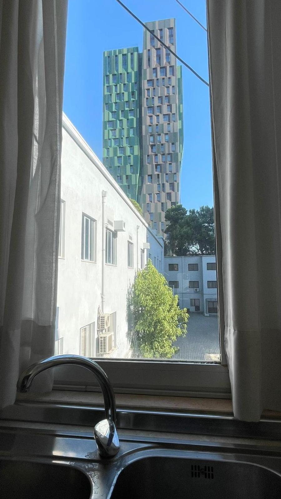 Vintage Apartment In Center ティラナ エクステリア 写真
